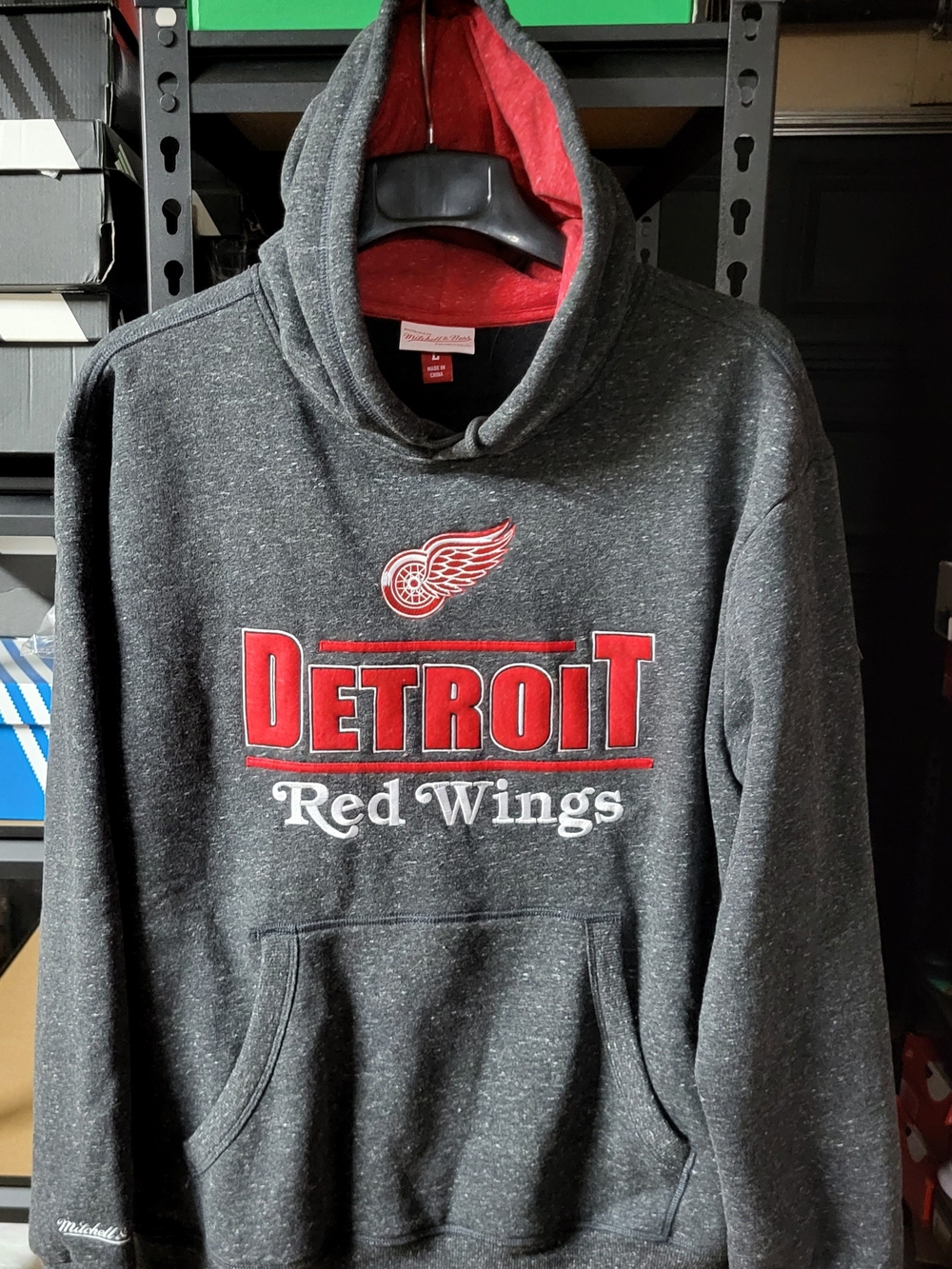 *NEW* NHL Mitchell Ness Detroit Red Wings Hockey Hoodie Embroidered Size Large
